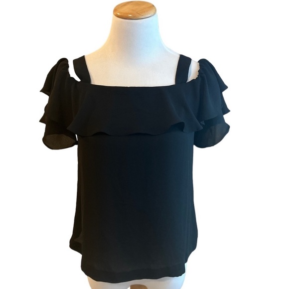 SALE! 🛍️ J CREW Black Cold Shoulder Ruffle Top - Size 6 Tall - Picture 3 of 10
